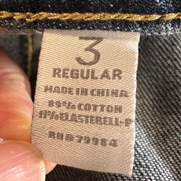 Chico's Platinum Denim Ultimate Fit Barely Flare Jeans Sz Chico 3 16 / 18 / XL - Picture 7 of 7